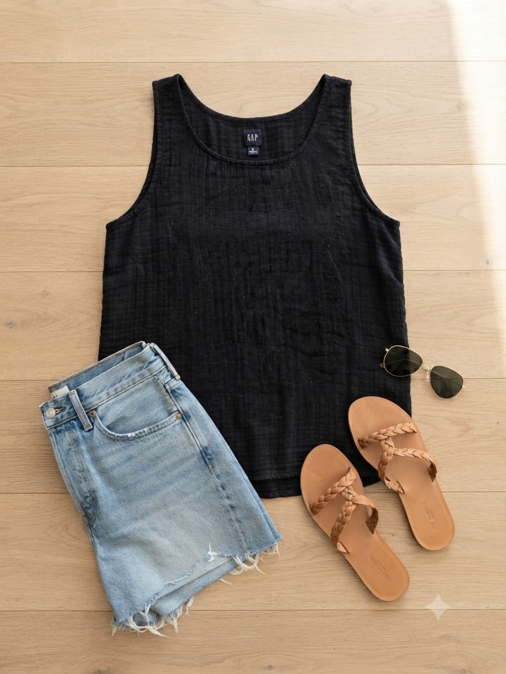 2/$15 GAP Black Textured Scoop Tank Top